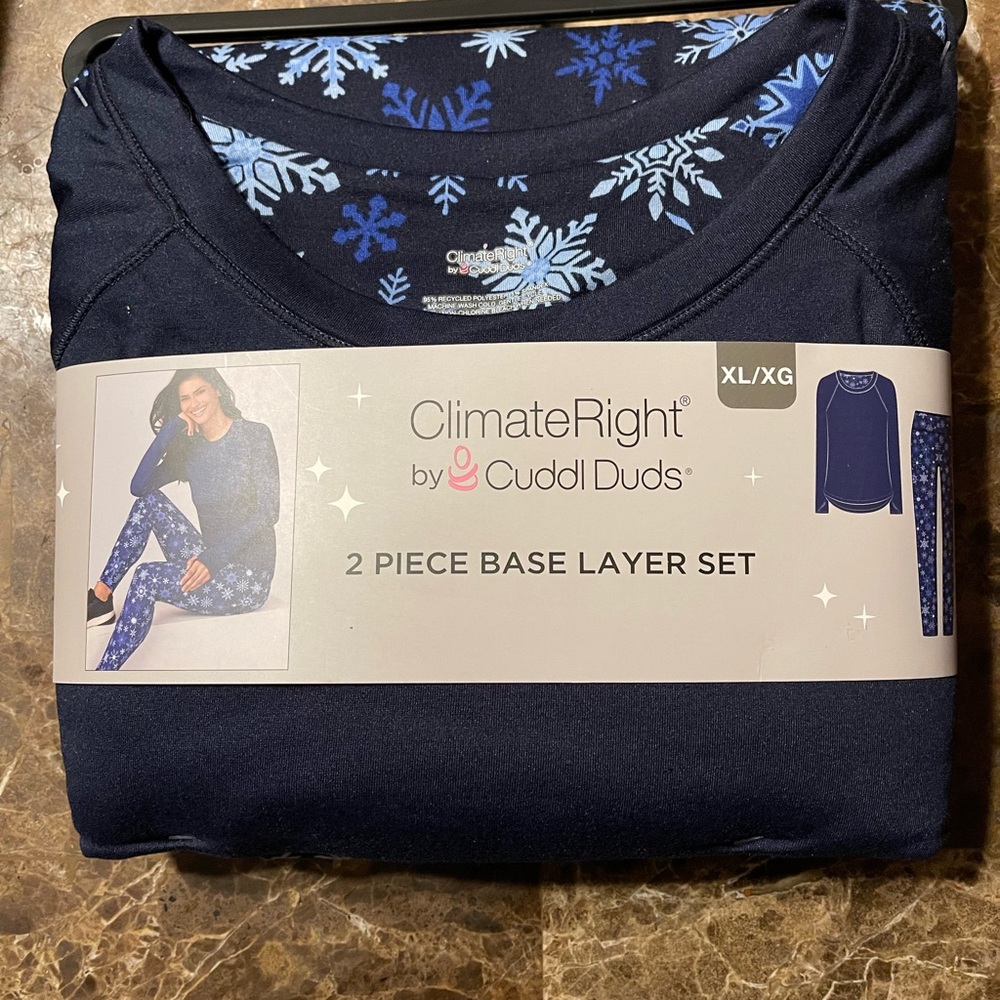 Cuddl Duds Blue Snowflake Base Layer Set